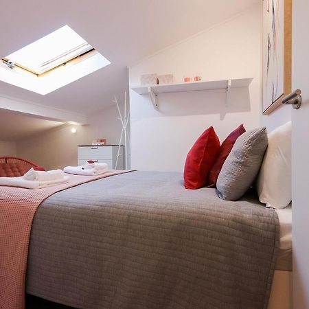 Bairro Alto Experience By Homing Apartment ลิสบอน ภายนอก รูปภาพ